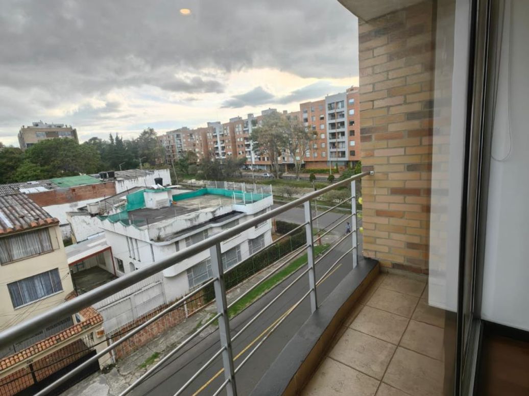 Apartamento de 1 alcoba en venta en Cedritos, Bogotá, 36 m² · foto 9 de 11