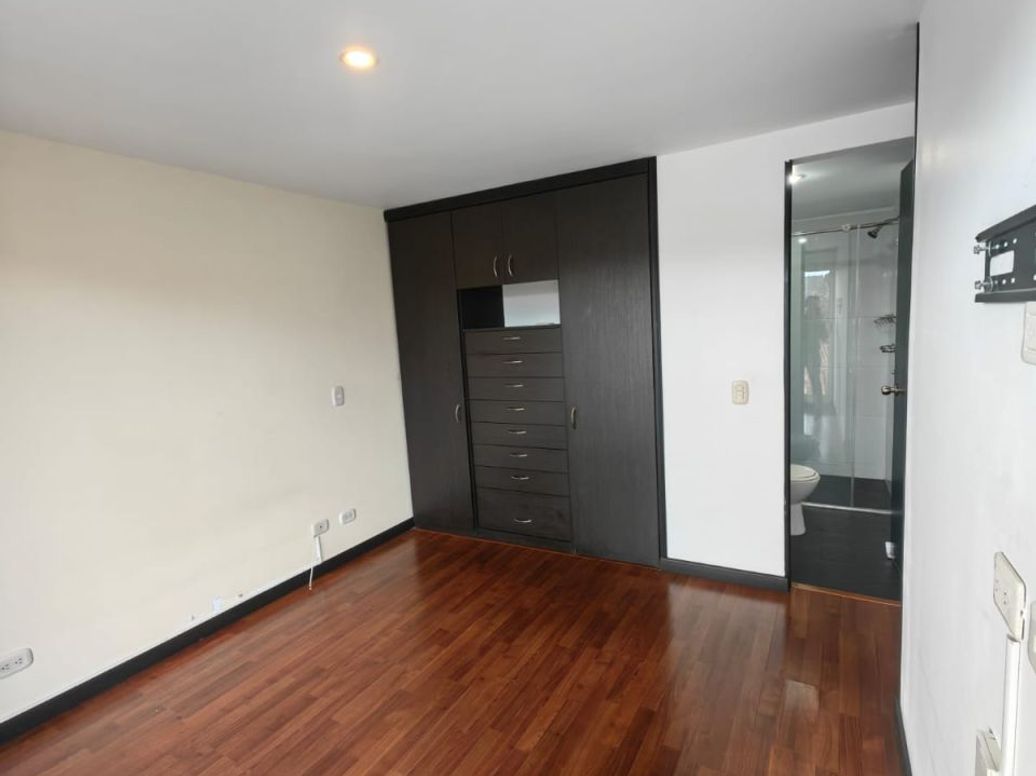Apartamento de 1 alcoba en venta en Cedritos, Bogotá, 36 m² · foto 8 de 11