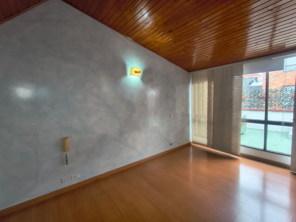 Apartamento de 5 alcobas en venta en Quinta Paredes, Bogotá, 143 m² · foto 11 de 16