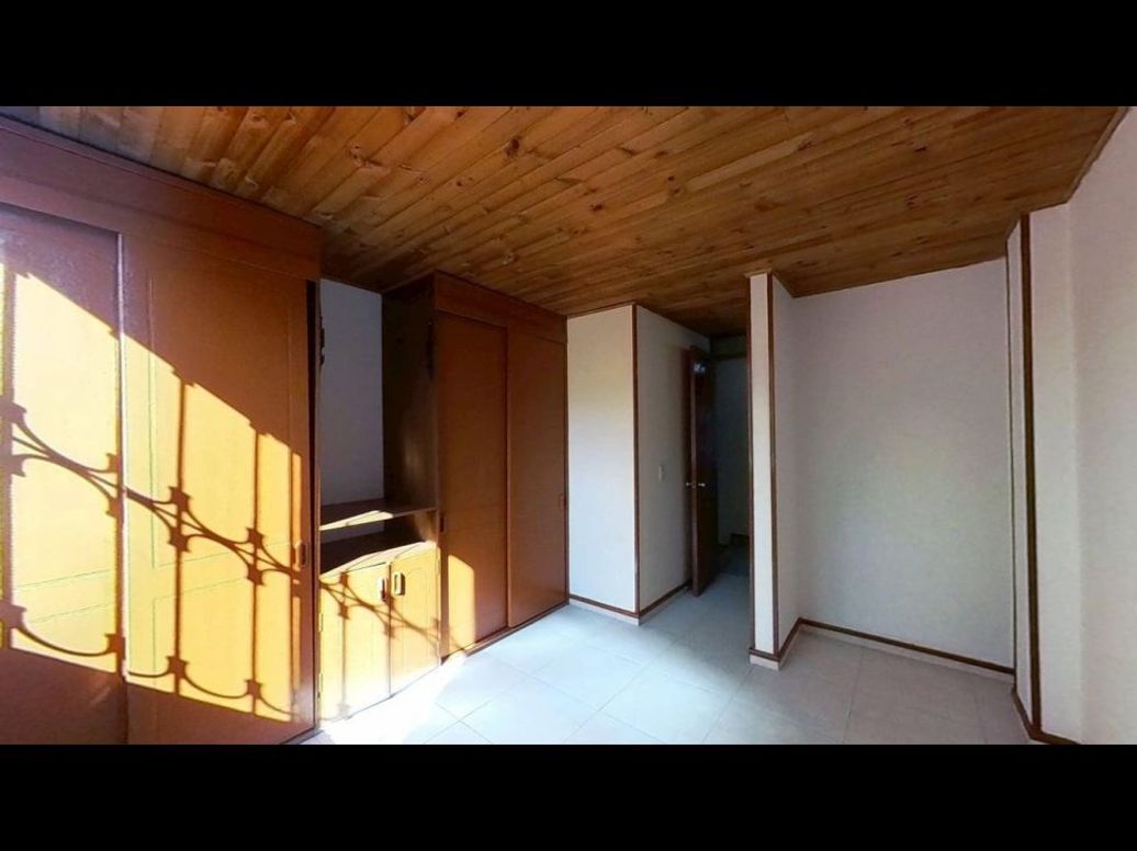 Casa de 4 alcobas en venta en Sabana De Tibabuyes, Bogotá, 79 m² · foto 6 de 20
