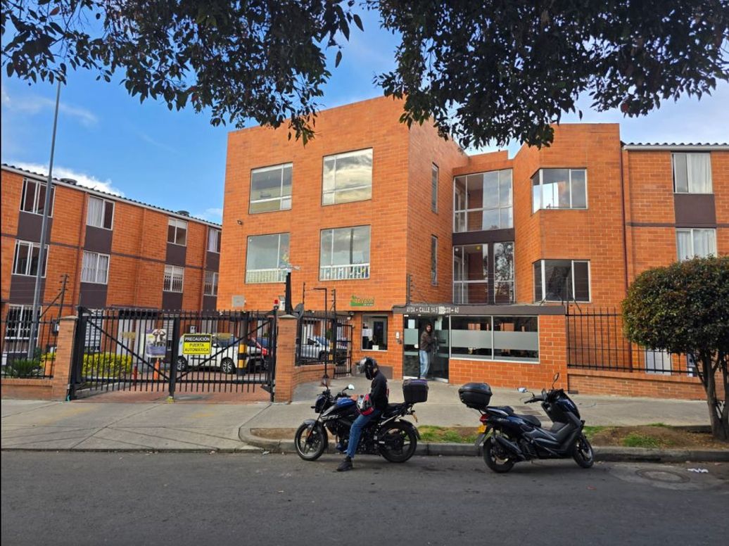 Casa de 4 alcobas en venta en Sabana De Tibabuyes, Bogotá, 79 m² · foto 17 de 20