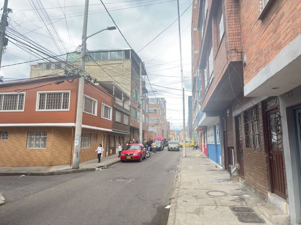 Casa de 3 alcobas en venta en Centenario, Bogotá, 144 m² · foto 4 de 20