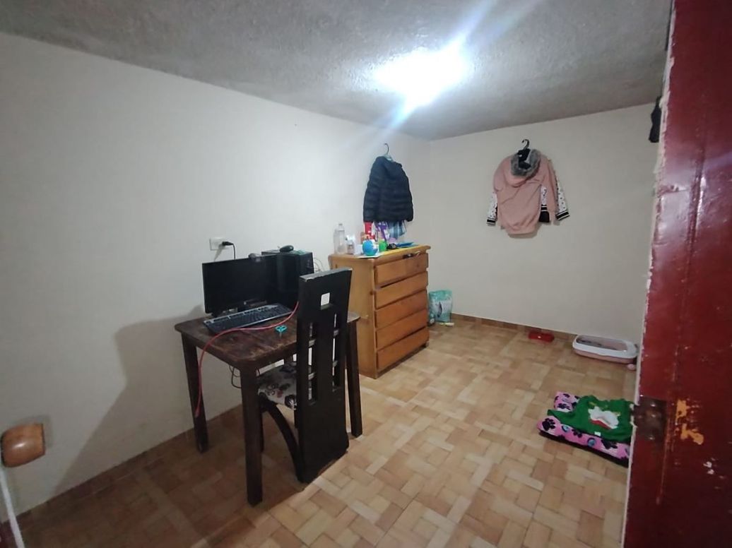 Casa de 6 alcobas en venta en Islandia, Bogotá, 144 m² · foto 4 de 18