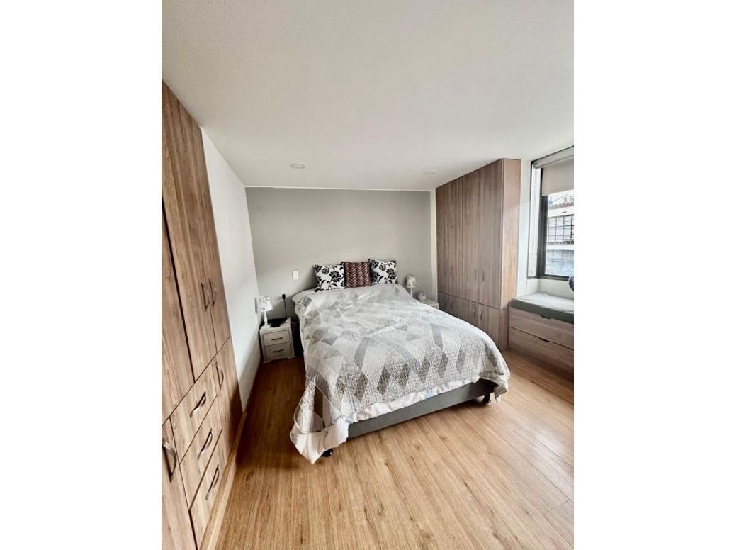 Apartamento de 2 alcobas en venta en Cedro Golf, Bogotá, 65 m² · foto 7 de 15