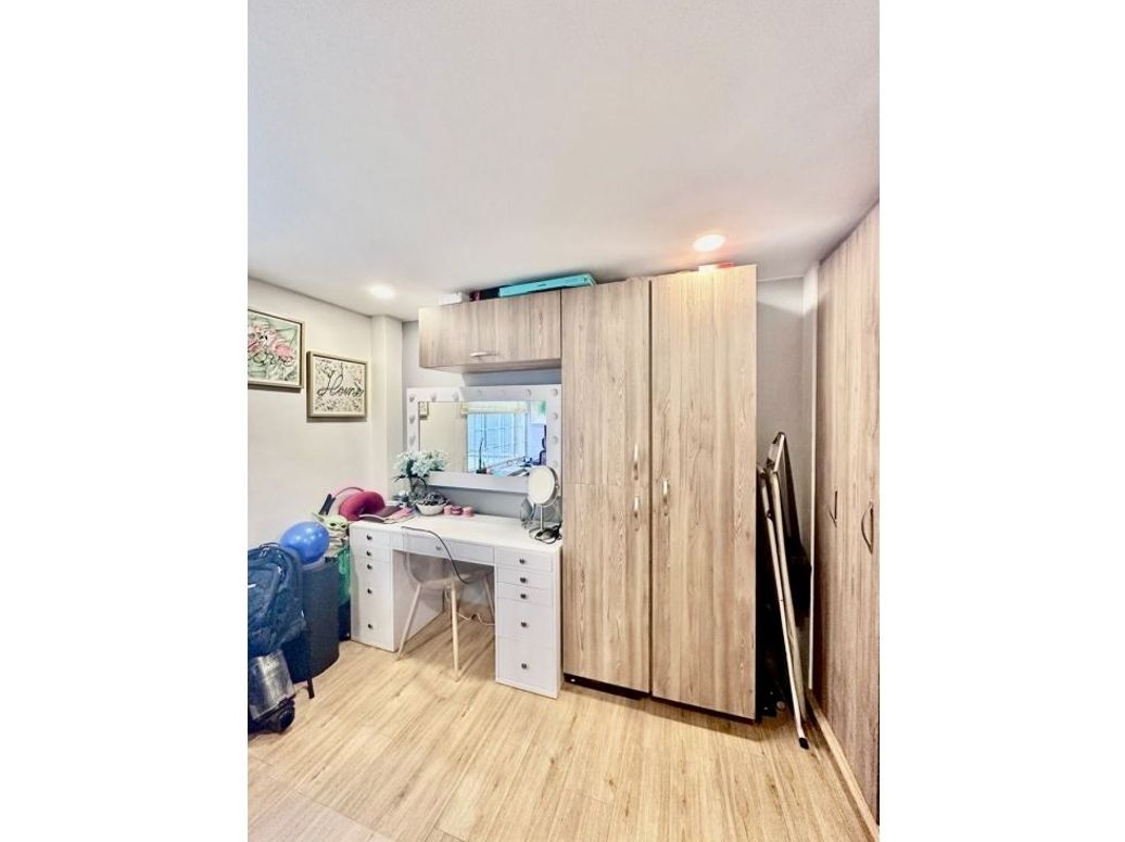 Apartamento de 2 alcobas en venta en Cedro Golf, Bogotá, 65 m² · foto 12 de 15