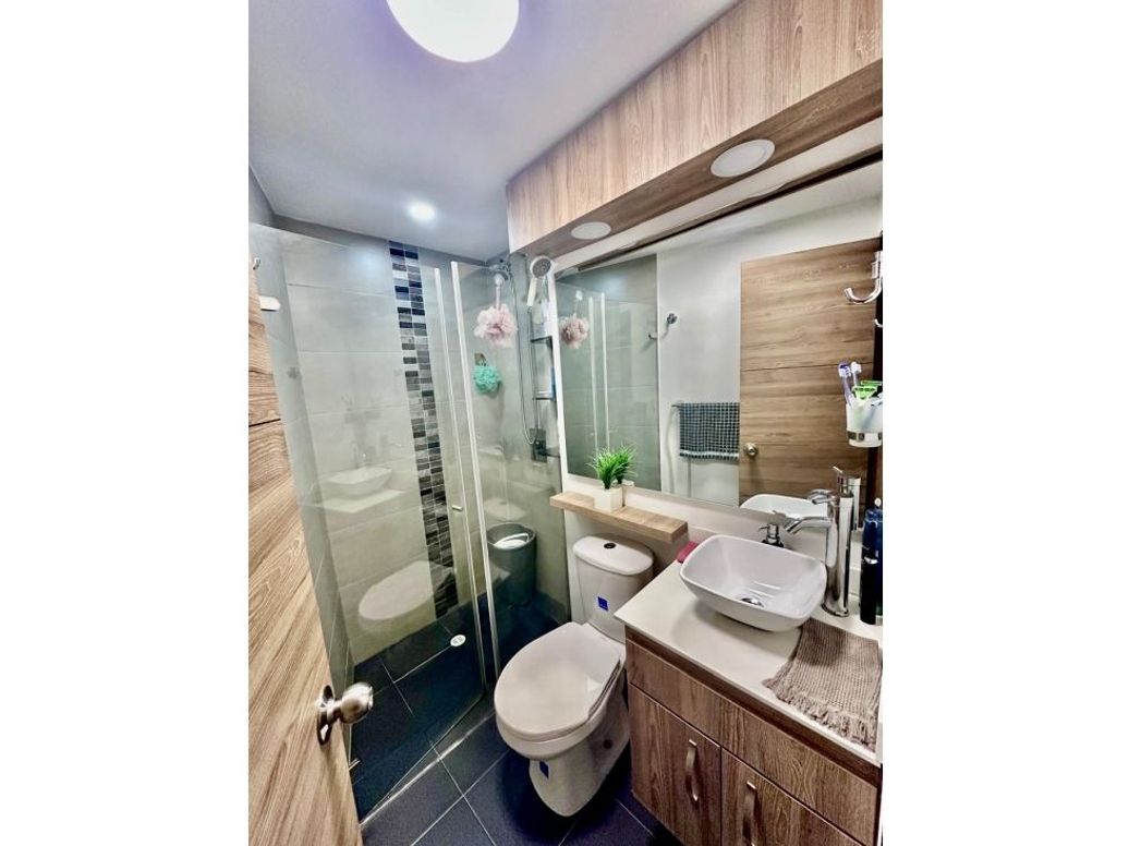Apartamento de 2 alcobas en venta en Cedro Golf, Bogotá, 65 m² · foto 9 de 15