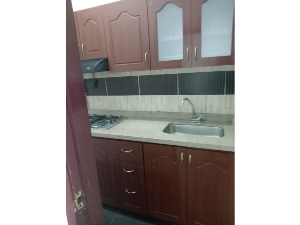 Casa de 5 alcobas en venta en 11 De Noviembre, Bogotá, 650 m² · foto 3 de 20