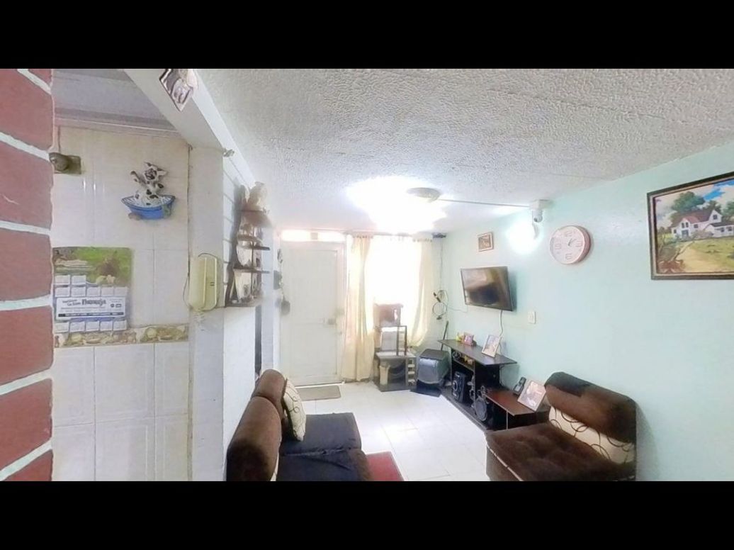 Casa de 3 alcobas en venta en Tibabuyes, Bogotá, 65 m² · foto 2 de 20