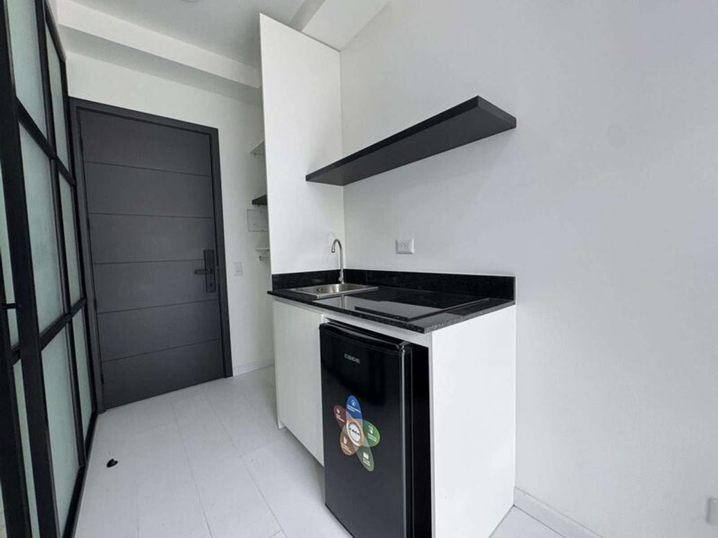 Apartamento de 1 alcoba en arriendo en Chico Norte Et. Iii, Bogotá, 22 m² · foto 2 de 14