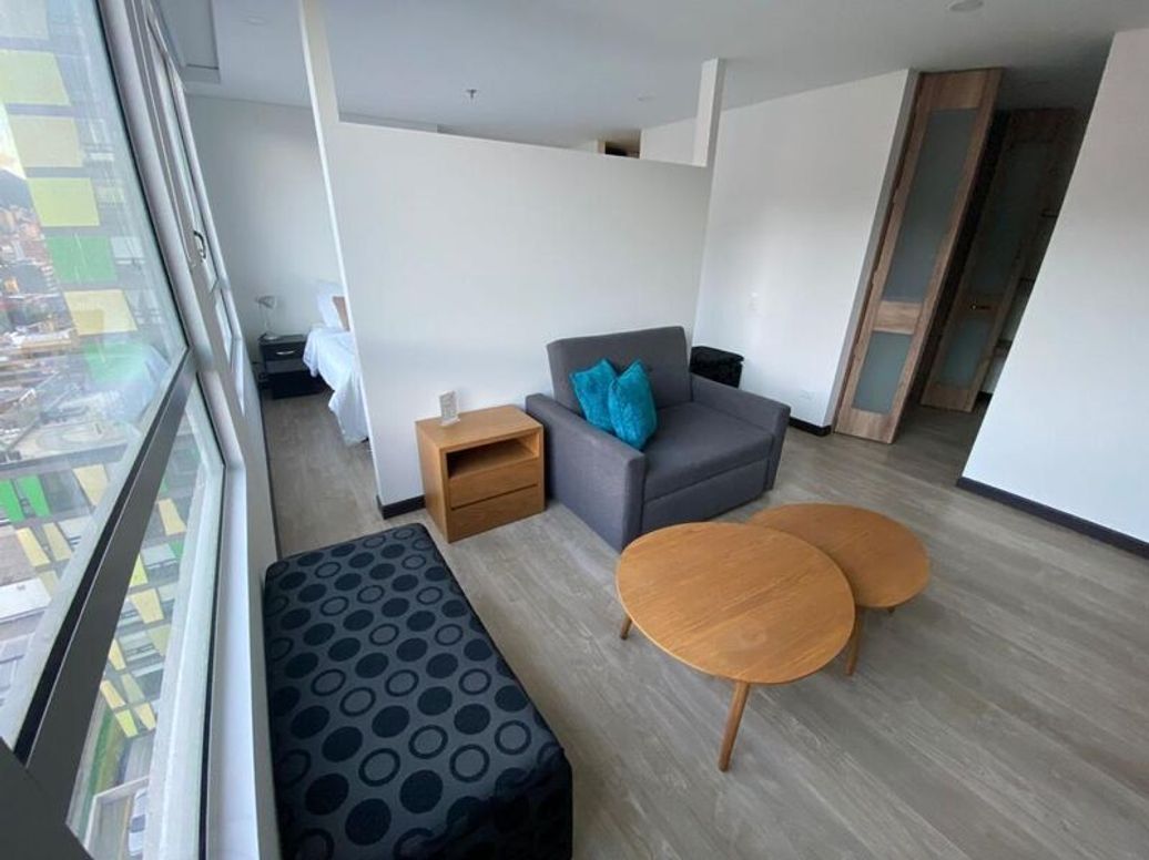 Apartaestudio en venta en Chapinero, Bogotá, 44 m² · foto 2 de 15