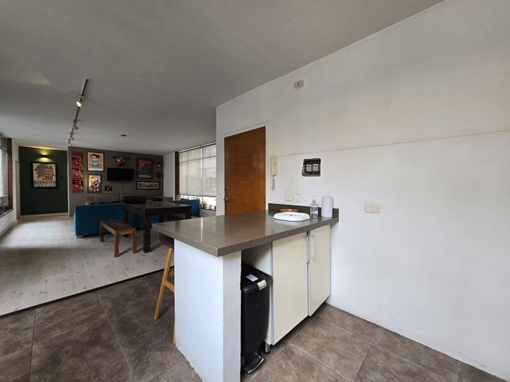 Apartamento de 2 alcobas en venta en Quinta Camacho, Bogotá, 93 m² · foto 4 de 20