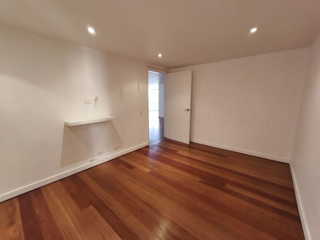 Apartamento de 1 alcoba en venta en El Retiro, Bogotá, 144 m² · foto 11 de 19