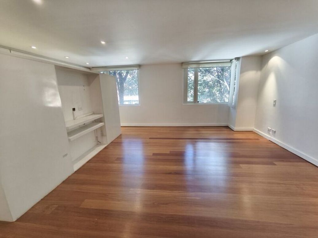 Apartamento de 1 alcoba en venta en El Retiro, Bogotá, 144 m² · foto 4 de 19