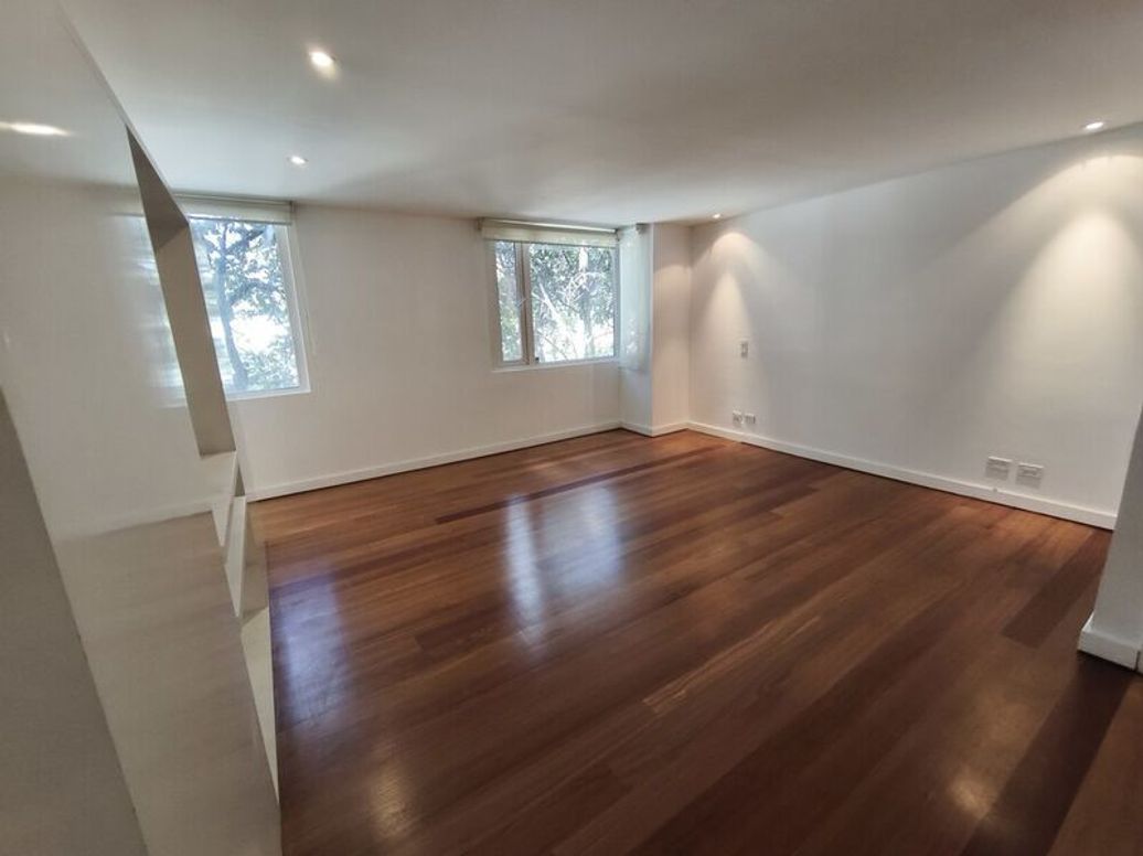 Apartamento de 1 alcoba en venta en El Retiro, Bogotá, 144 m² · foto 8 de 19