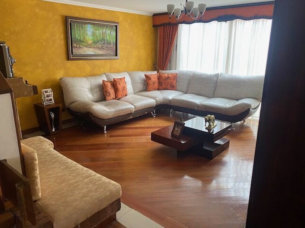 Casa de 3 alcobas en venta en Niza Norte, Bogotá, 200 m² · foto 19 de 20