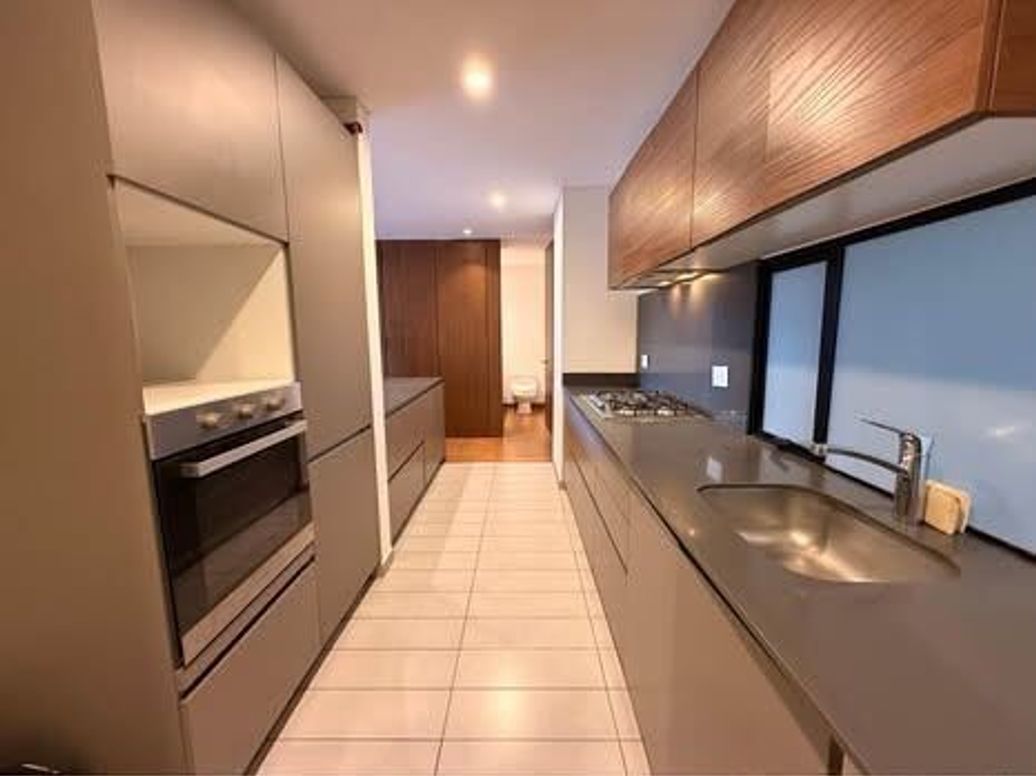Apartamento de 3 alcobas en venta en El Plan, Bogotá, 153 m² · foto 4 de 20