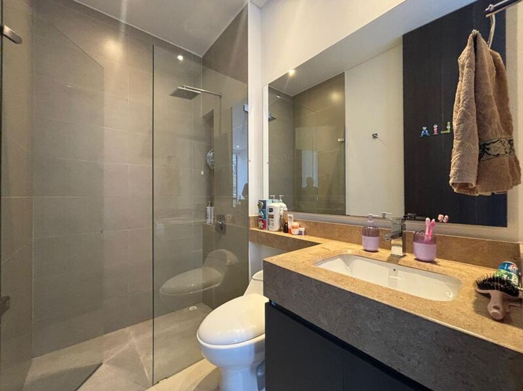 Apartamento de 3 alcobas en venta en Mazurén, Bogotá, 184 m² · foto 13 de 20