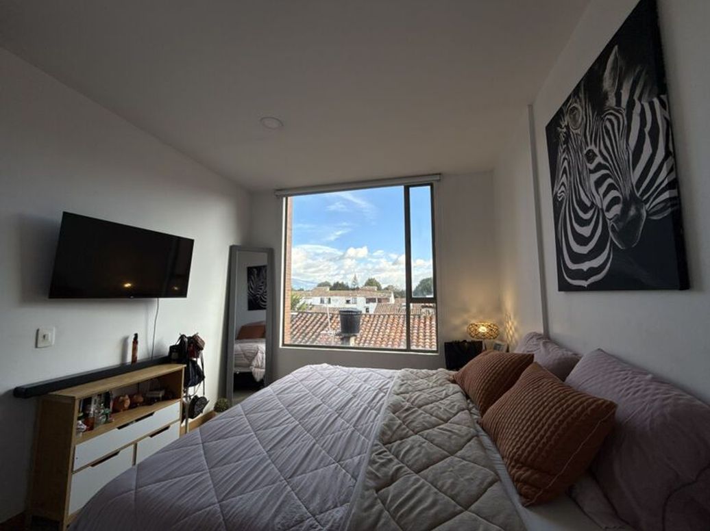 Apartamento de 2 alcobas en venta en Niza Norte, Bogotá, 80 m² · foto 7 de 11