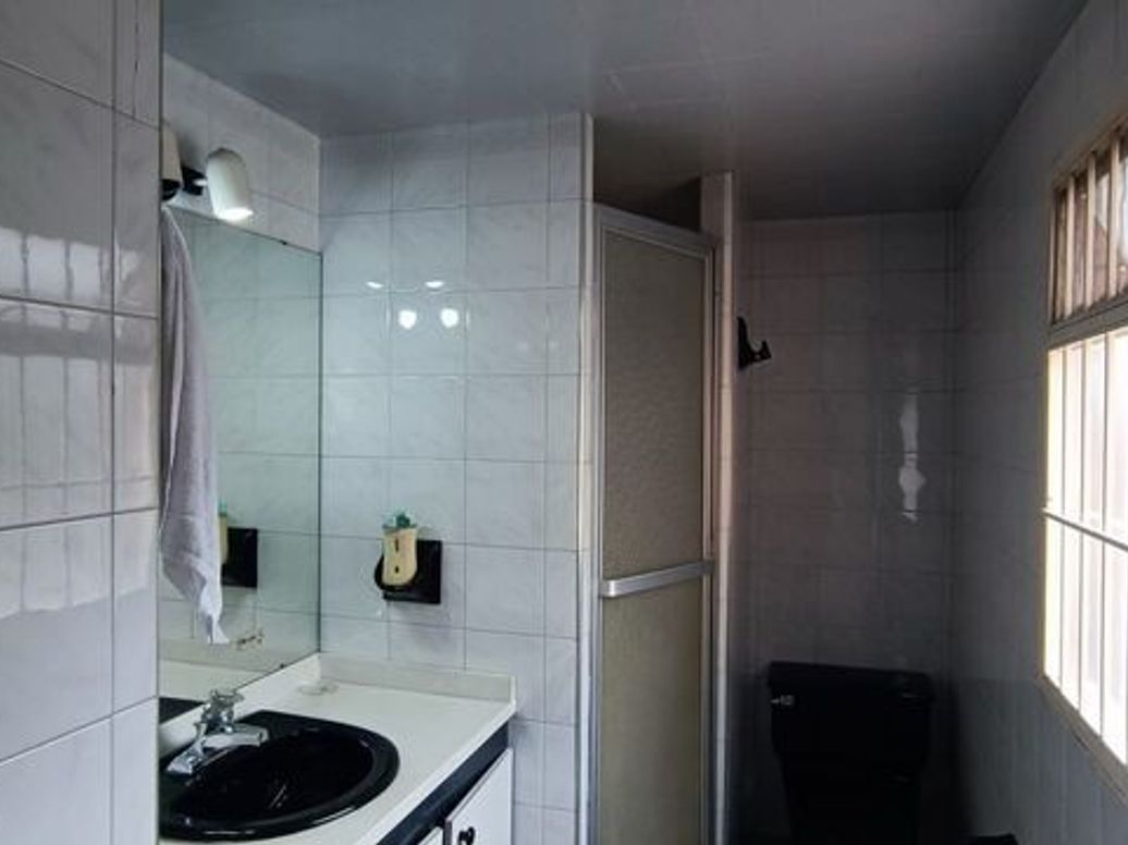 Casa de 4 alcobas en venta en Niza, Bogotá, 326 m² · foto 7 de 18