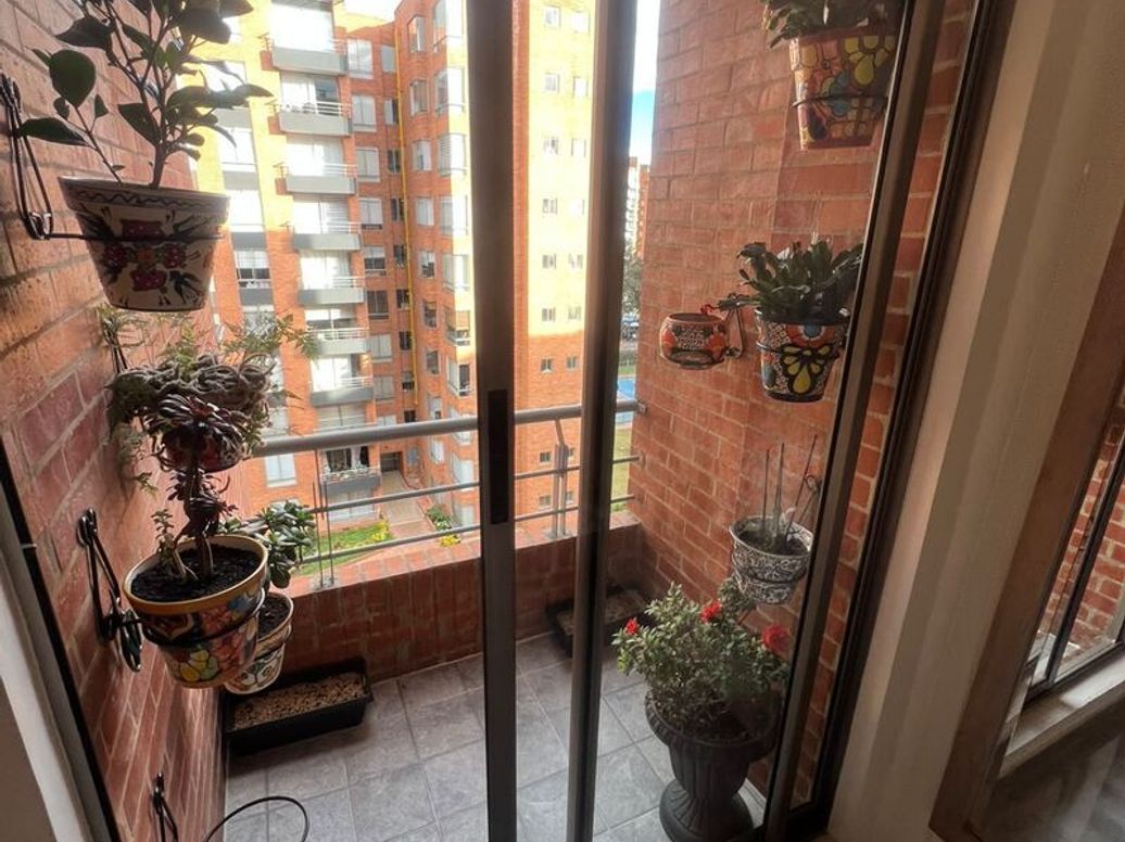 Apartamento de 3 alcobas en venta en Modelia, Bogotá, 91 m² · foto 5 de 20
