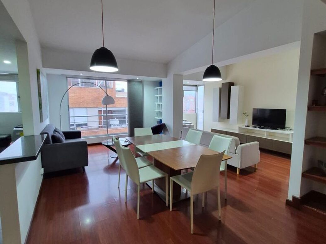 Apartamento de 2 alcobas en venta en El Contador, Bogotá, 106 m² · foto 2 de 20