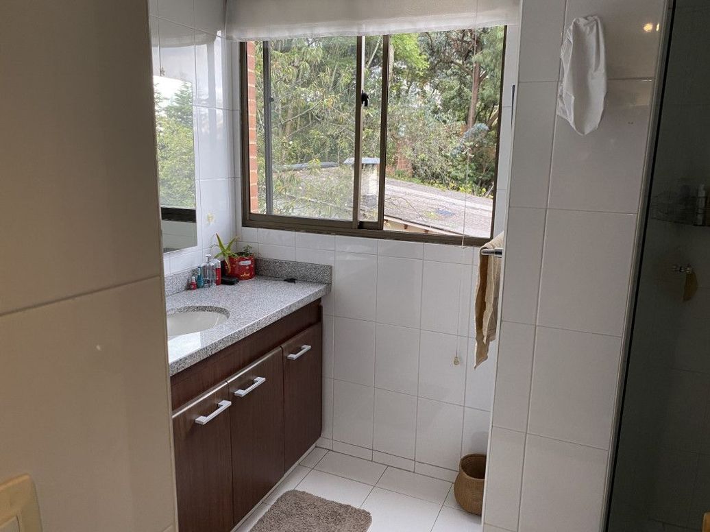 Apartamento de 3 alcobas en venta en Las Acacias, Bogotá, 147 m² · foto 19 de 20