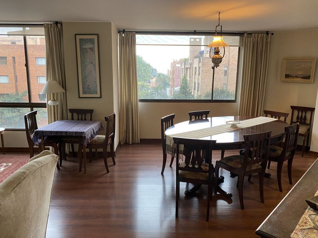Apartamento de 3 alcobas en venta en Las Acacias, Bogotá, 147 m² · foto 2 de 20