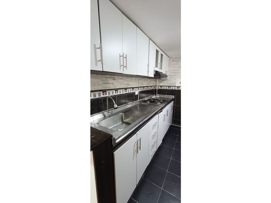 Apartamento de 2 alcobas en venta en El Tintal, Bogotá, 40 m² · foto 6 de 19