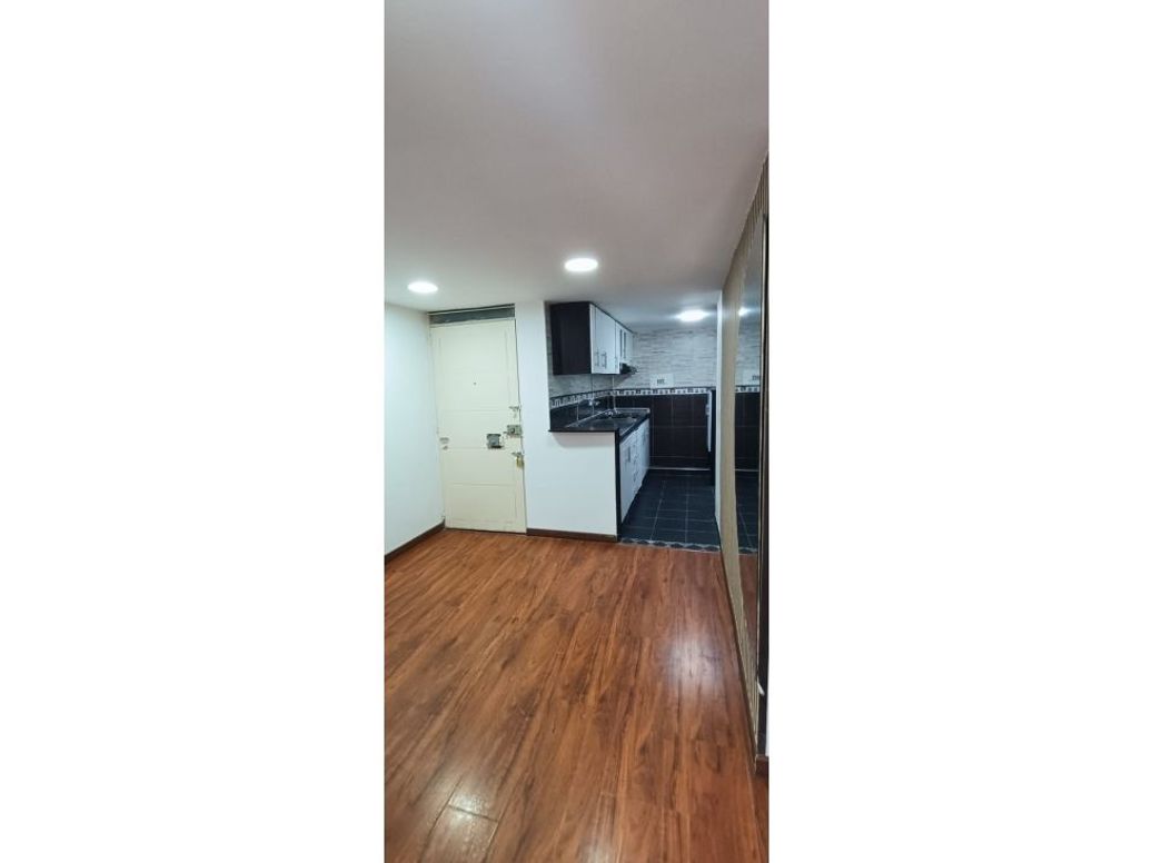 Apartamento de 2 alcobas en venta en El Tintal, Bogotá, 40 m² · foto 5 de 19
