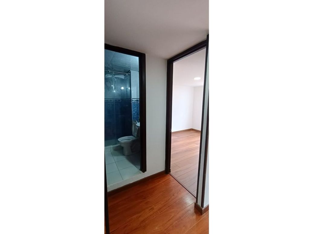 Apartamento de 2 alcobas en venta en El Tintal, Bogotá, 40 m² · foto 10 de 19