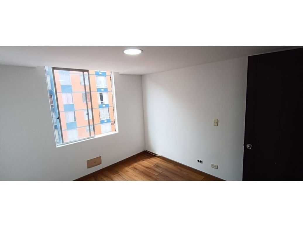 Apartamento de 2 alcobas en venta en El Tintal, Bogotá, 40 m² · foto 14 de 19