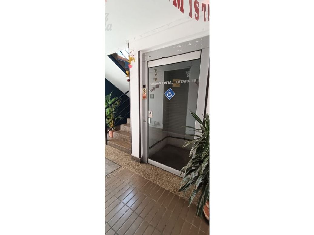 Apartamento de 2 alcobas en venta en El Tintal, Bogotá, 40 m² · foto 18 de 19