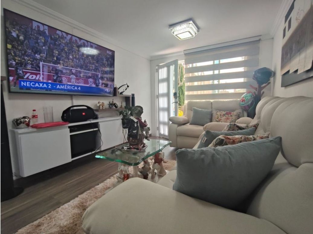 Casa de 4 alcobas en venta en Torre Molinos, Bogotá, 75 m² · foto 3 de 20