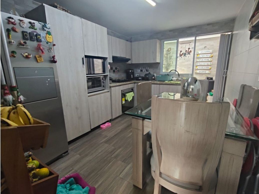 Casa de 4 alcobas en venta en Torre Molinos, Bogotá, 75 m² · foto 4 de 20