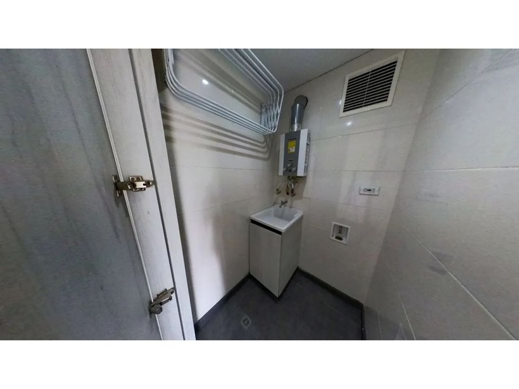 Apartamento de 1 alcoba en venta en Suba, Bogotá, 36 m² · foto 2 de 10
