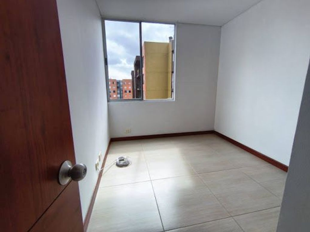 Apartamento de 3 alcobas en arriendo en La Felicidad, Bogotá, 71 m² · foto 12 de 18