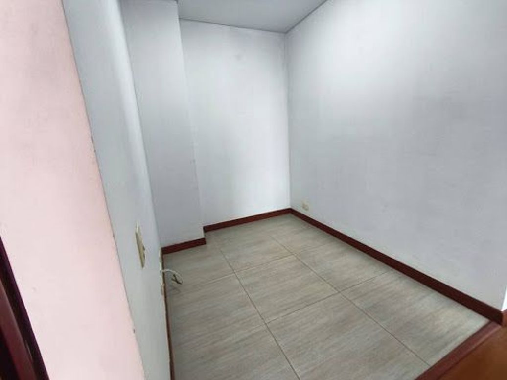 Apartamento de 3 alcobas en arriendo en La Felicidad, Bogotá, 71 m² · foto 17 de 18