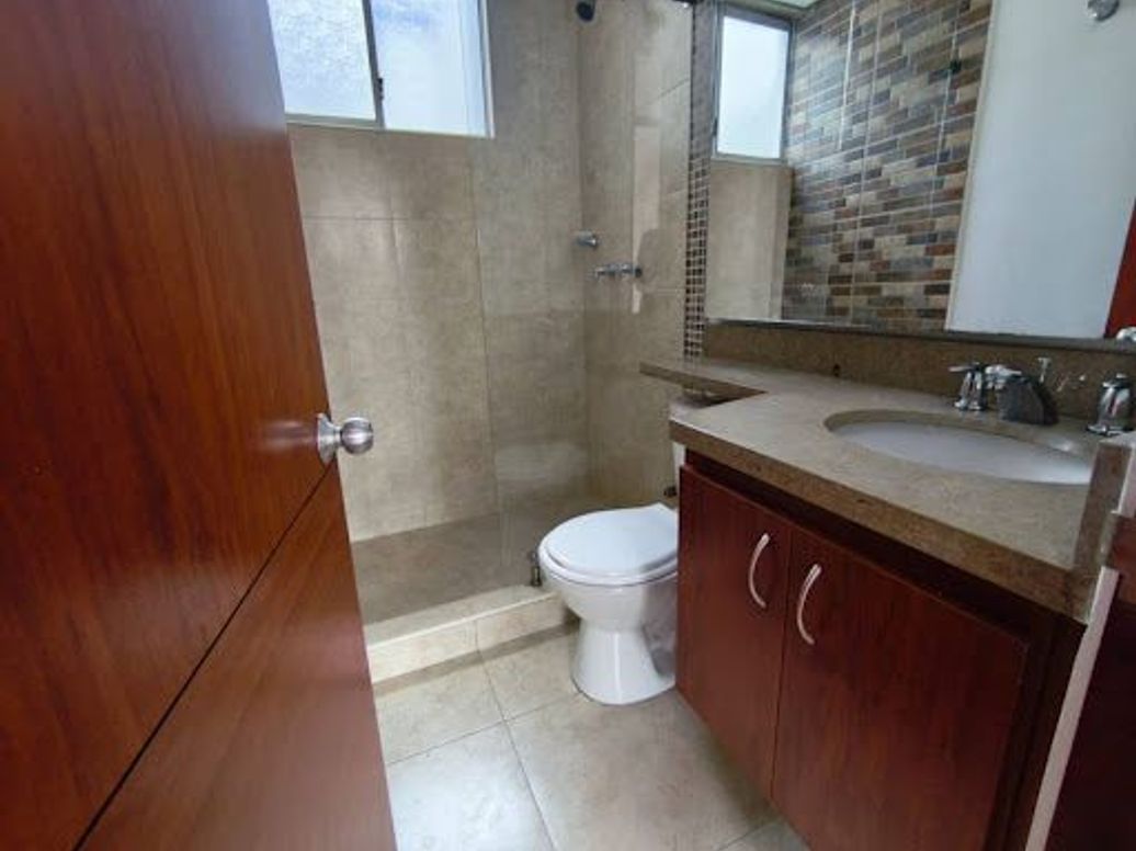 Apartamento de 3 alcobas en arriendo en La Felicidad, Bogotá, 71 m² · foto 14 de 18
