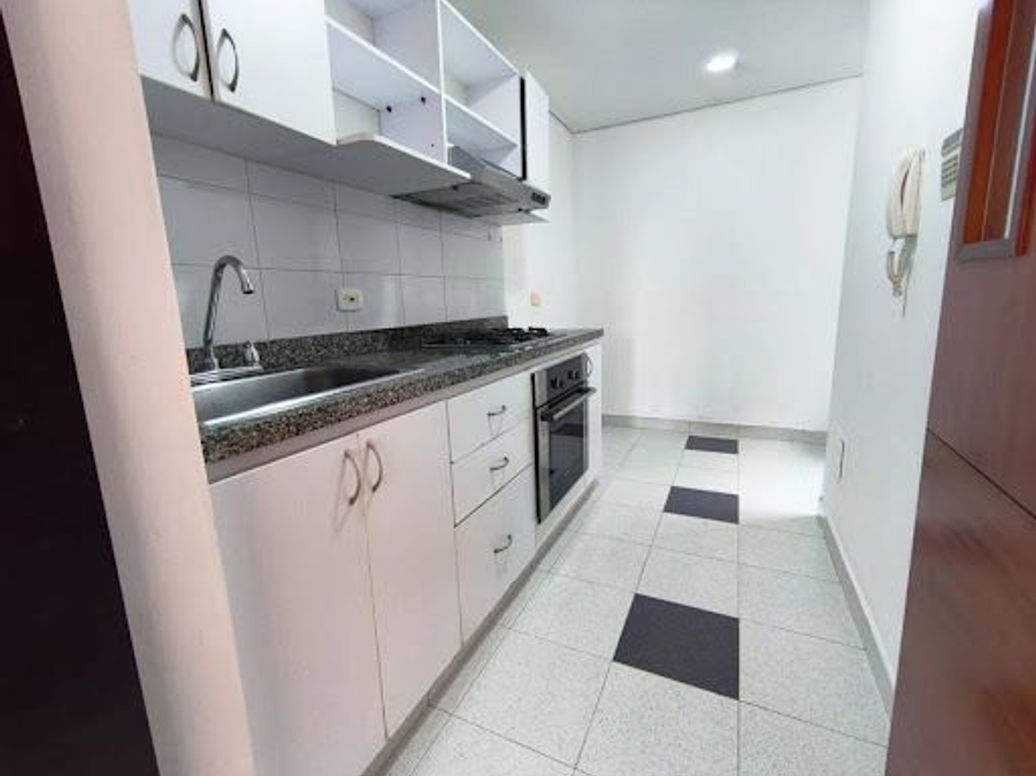 Apartamento de 3 alcobas en arriendo en La Felicidad, Bogotá, 71 m² · foto 4 de 18