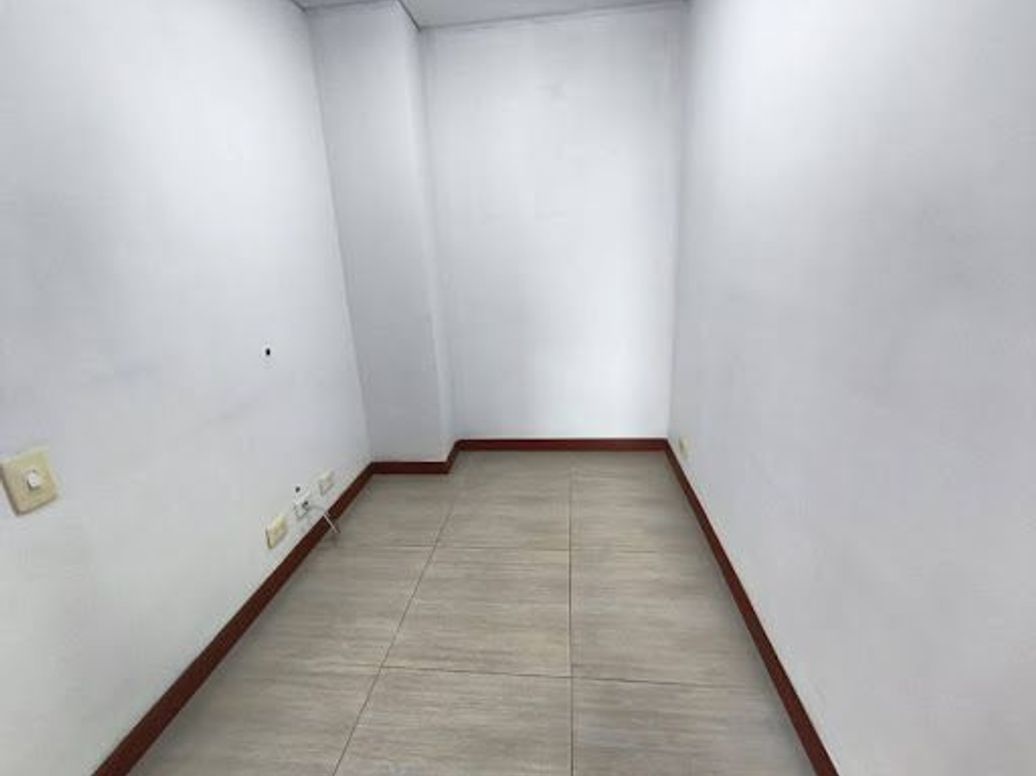 Apartamento de 3 alcobas en arriendo en La Felicidad, Bogotá, 71 m² · foto 11 de 18