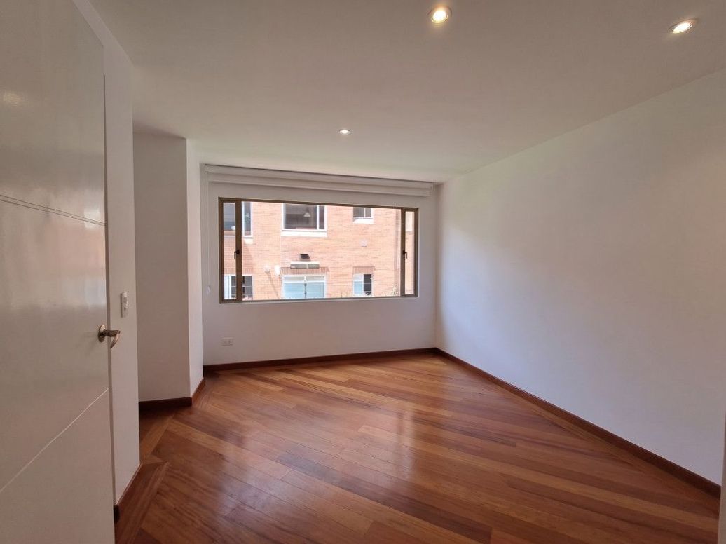 Apartamento de 3 alcobas en venta en Chicó Norte, Bogotá, 220 m² · foto 11 de 20