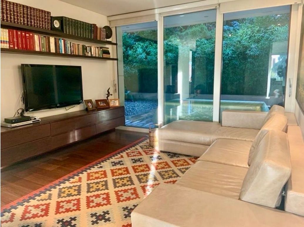 Apartamento de 3 alcobas en venta en Los Rosales, Bogotá, 280 m² · foto 13 de 13