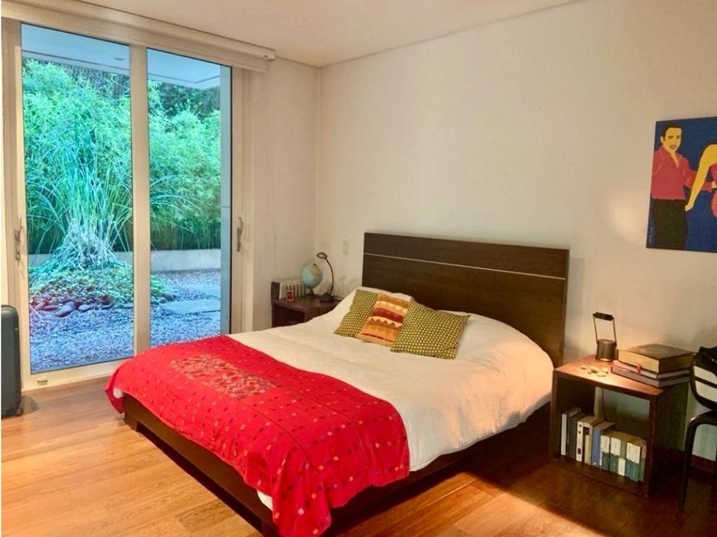 Apartamento de 3 alcobas en venta en Los Rosales, Bogotá, 280 m² · foto 11 de 13