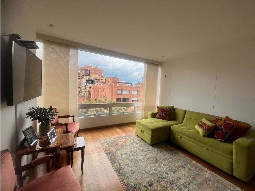 Apartamento de 3 alcobas en venta en La Carolina, Bogotá, 139 m² · foto 8 de 8