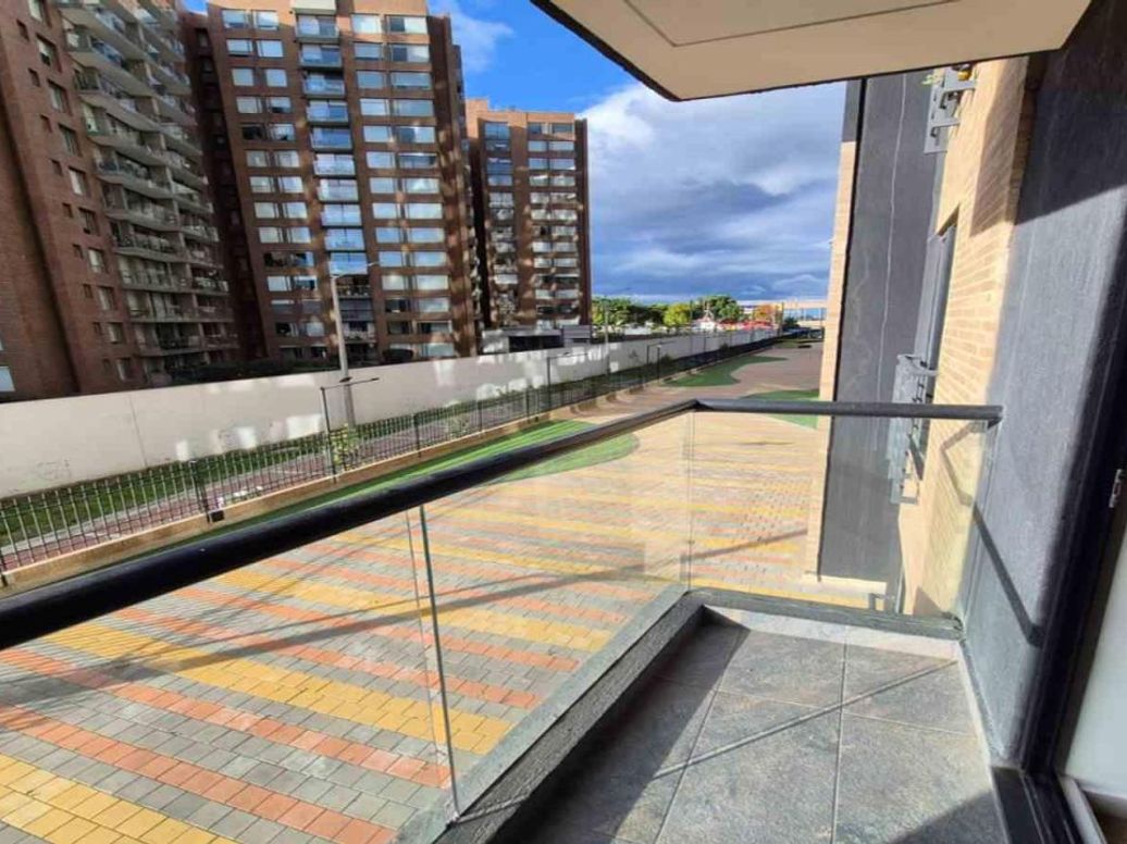 Apartamento de 1 alcoba en venta en Ciudad Salitre Occidental, Bogotá, 30 m² · foto 8 de 13