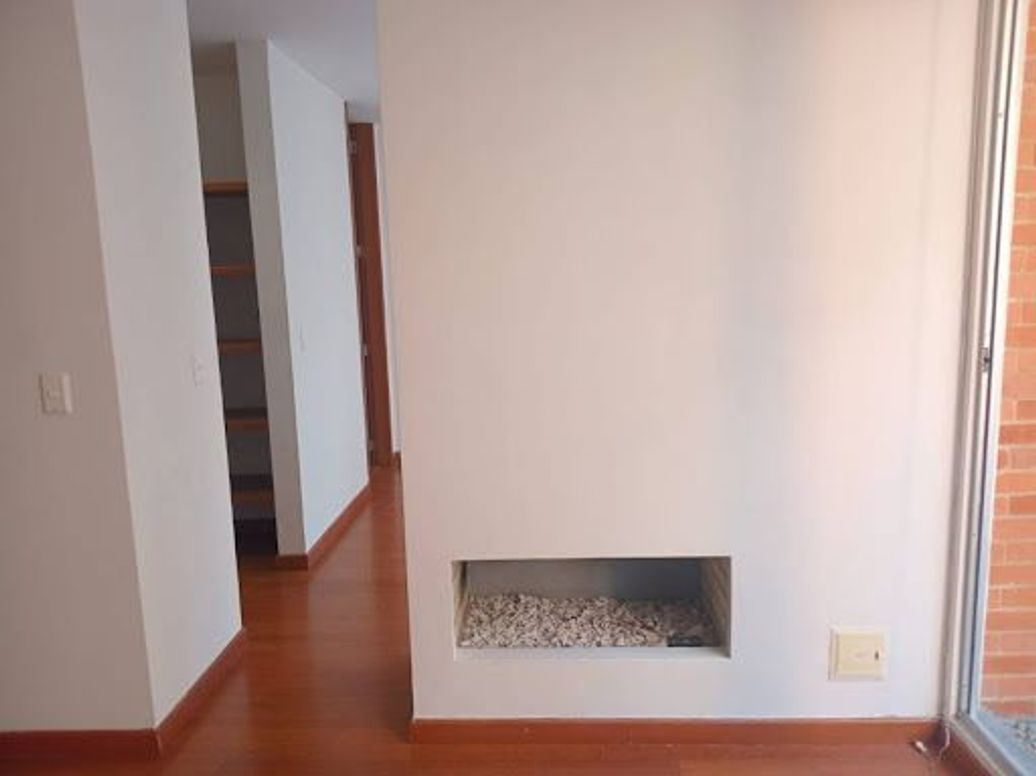 Apartamento de 1 alcoba en arriendo en Bella Suiza, Bogotá, 50 m² · foto 9 de 20