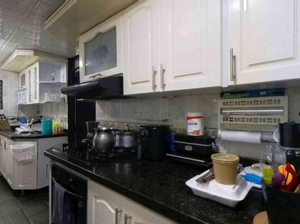 Apartamento de 3 alcobas en venta en Hayuelos, Bogotá, 109 m² · foto 13 de 20