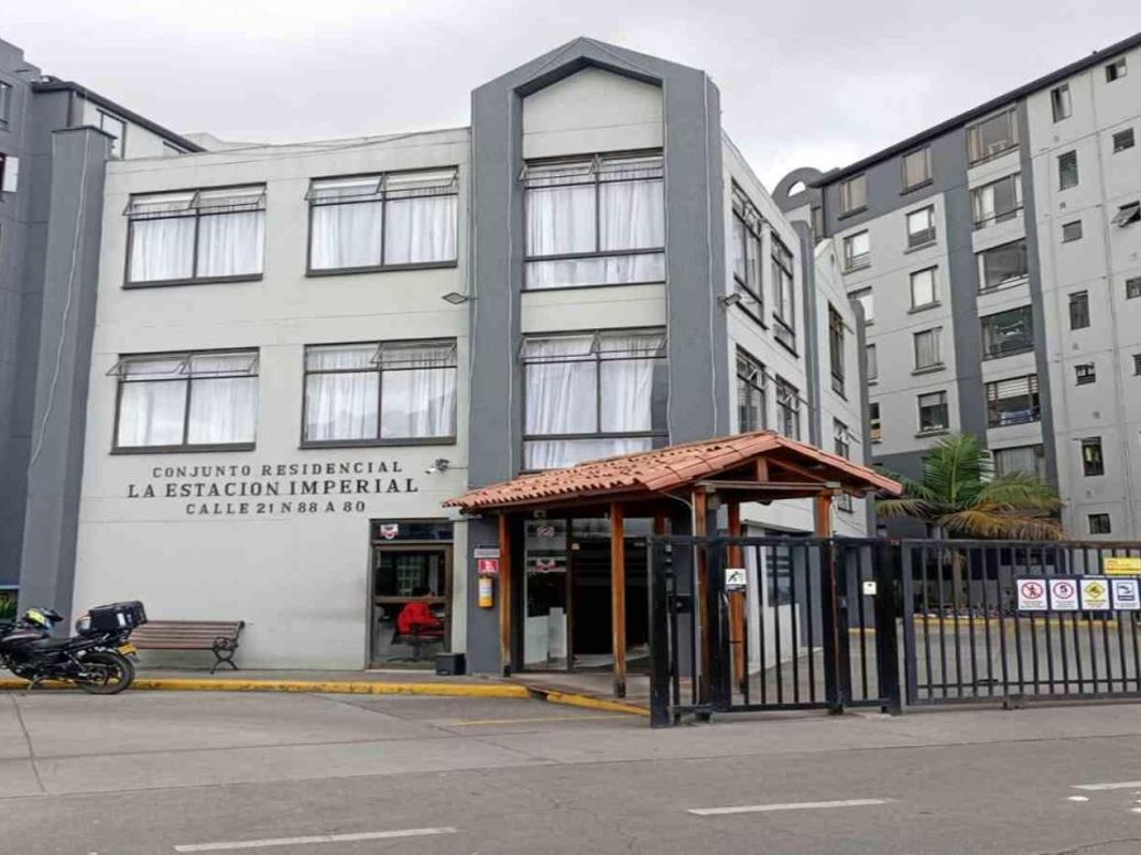 Apartamento de 3 alcobas en venta en Hayuelos, Bogotá, 109 m² · foto 19 de 20