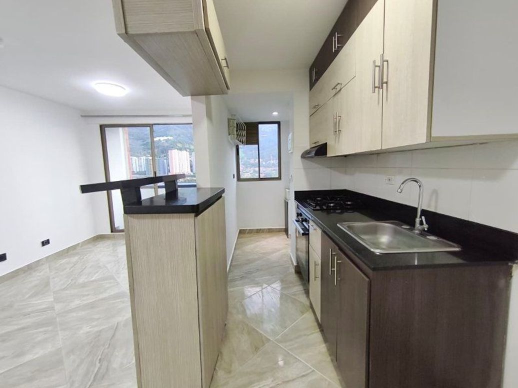 Apartamento en Arriendo con el Código 2398 en Altos De Niquia