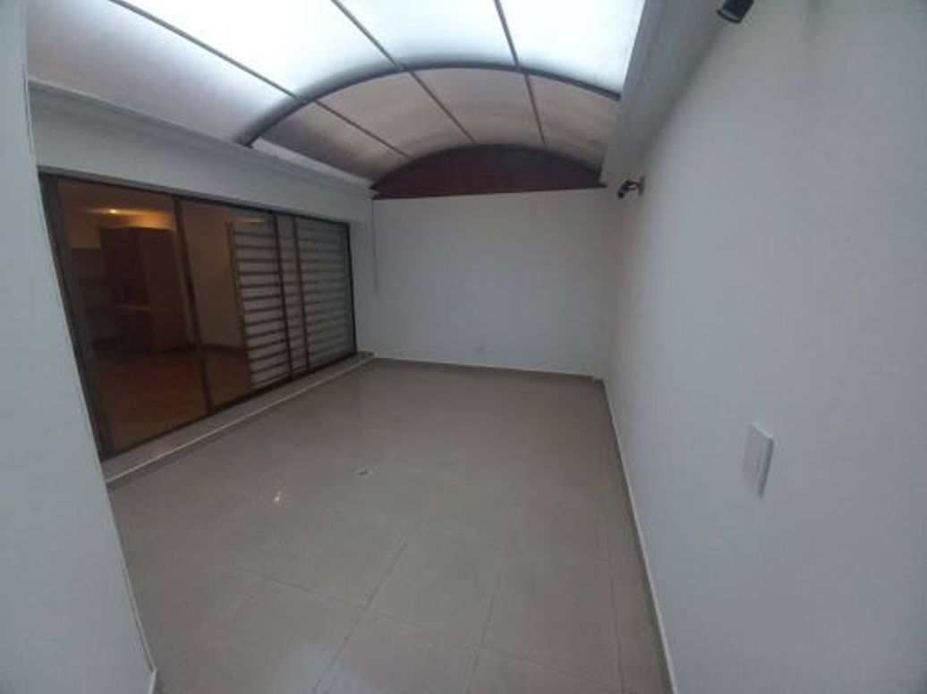 Apartamento de 1 alcoba en arriendo en Santa Barbara, Bogotá, 100 m² · foto 13 de 20